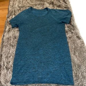 Lululemon Swiftly Tech Short Sleeve top